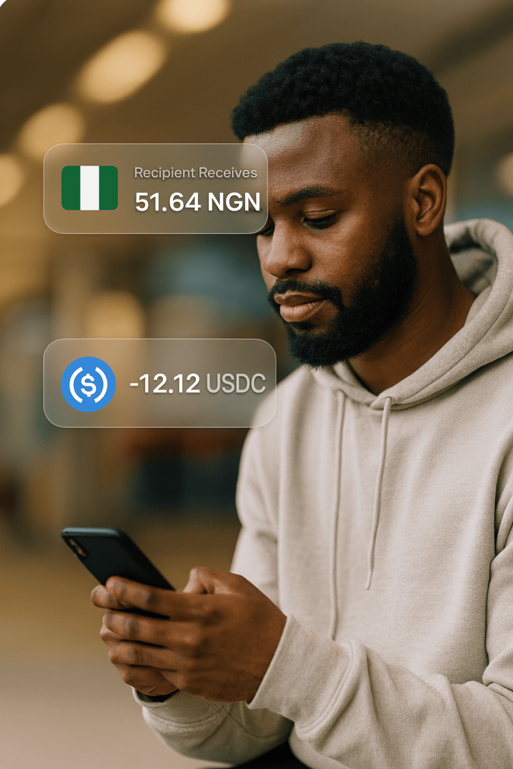 Personne envoyant des fonds depuis son téléphone